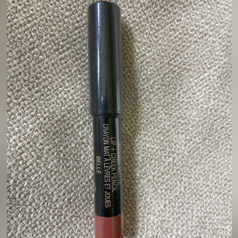 Intense Matte Lip + Cheek - Matte Lipstick pencil